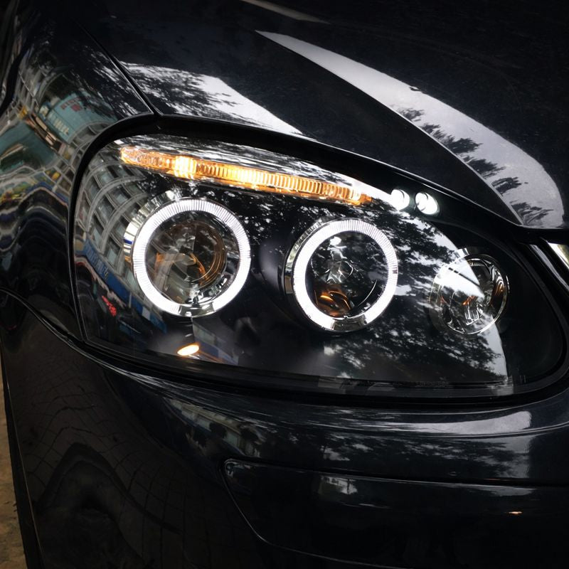 Fari anteriori a Led per VW Sagitar / Jetta (2006–2011)