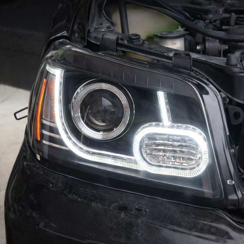 Fari anteriori a Led per Toyota Highlander (2001-2007)