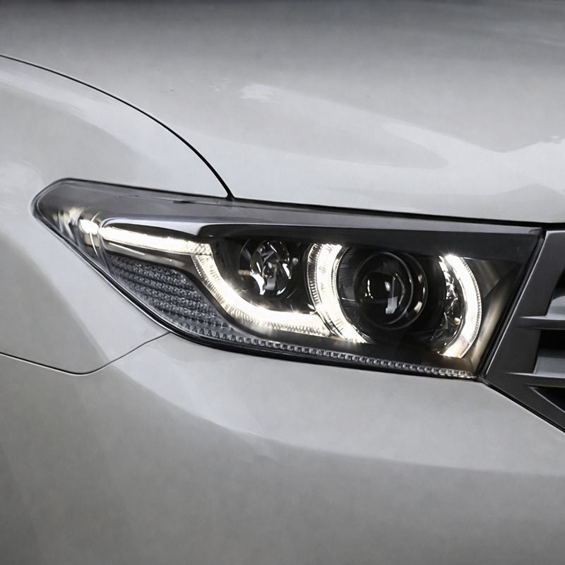 Fari anteriori a Led per Toyota Highlander (2012-2014)