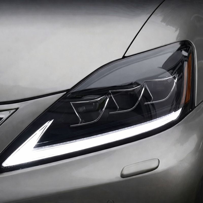Fari anteriori a Led per Lexus IS250 / IS300 (2006–2012)