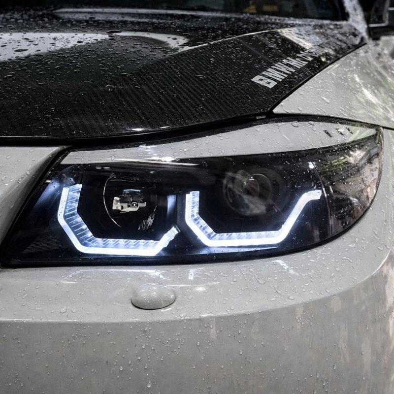 Fari anteriori a Led per BMW E90 (2005-2012)